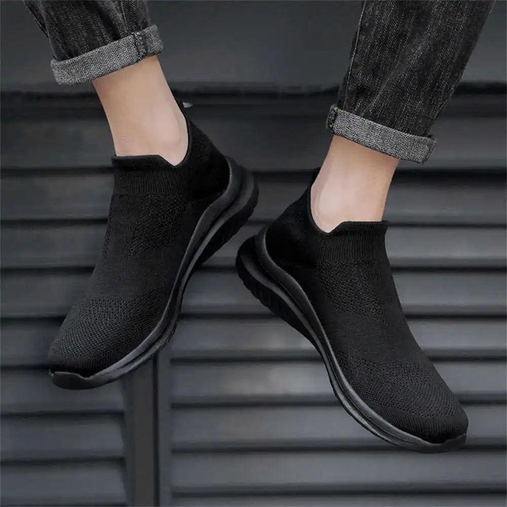 Home Gym Second - Sepatu olahraga pria, krem lembut baru